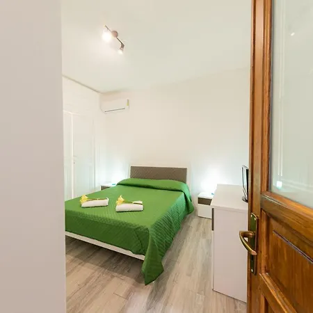 Xxv Novembre Apartment